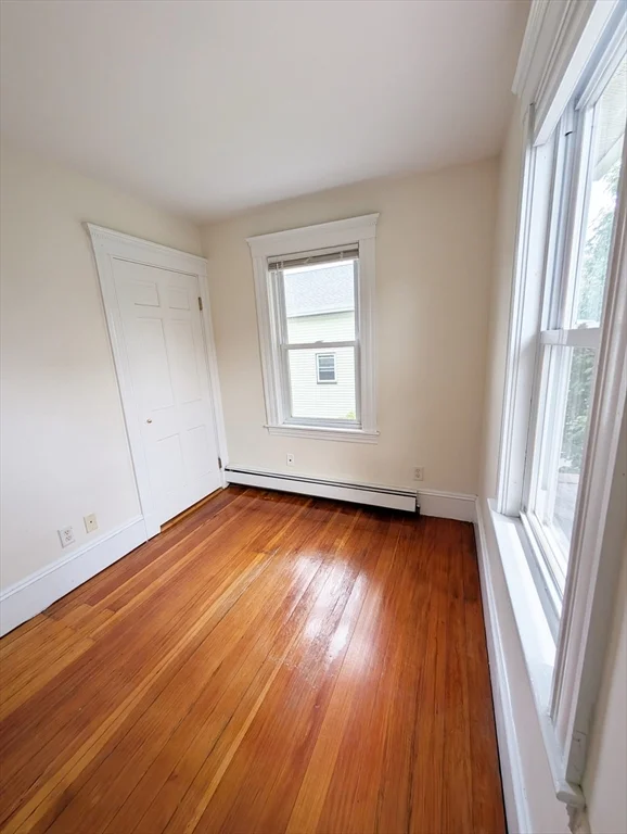3 bed, 1 bath apartment for rent at 10 Duval St, Brighton — photo 19 of 25
