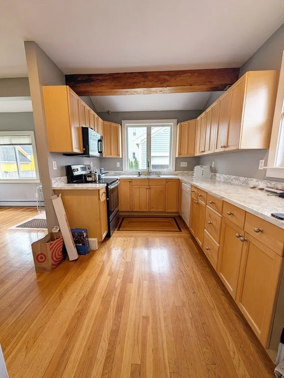 3 bed, 1 bath apartment for rent at 10 Duval St, Brighton — photo 12 of 25