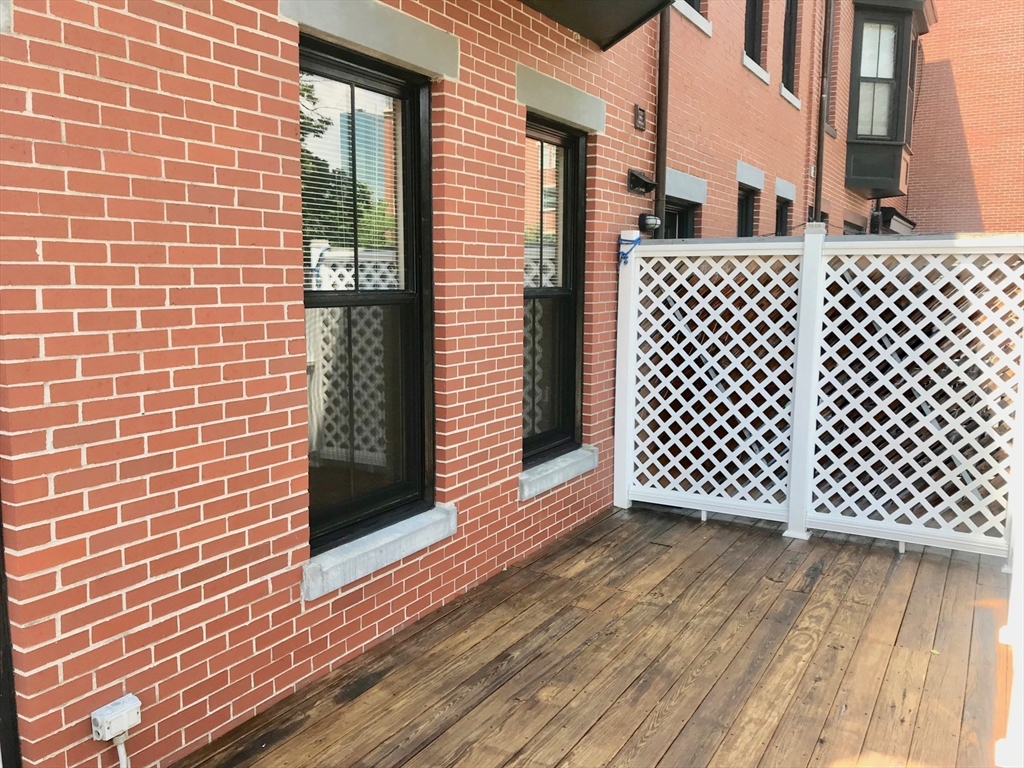 4 bed, 4+ bath apartment for rent at 10 East Concord, South End — photo 10 of 10
