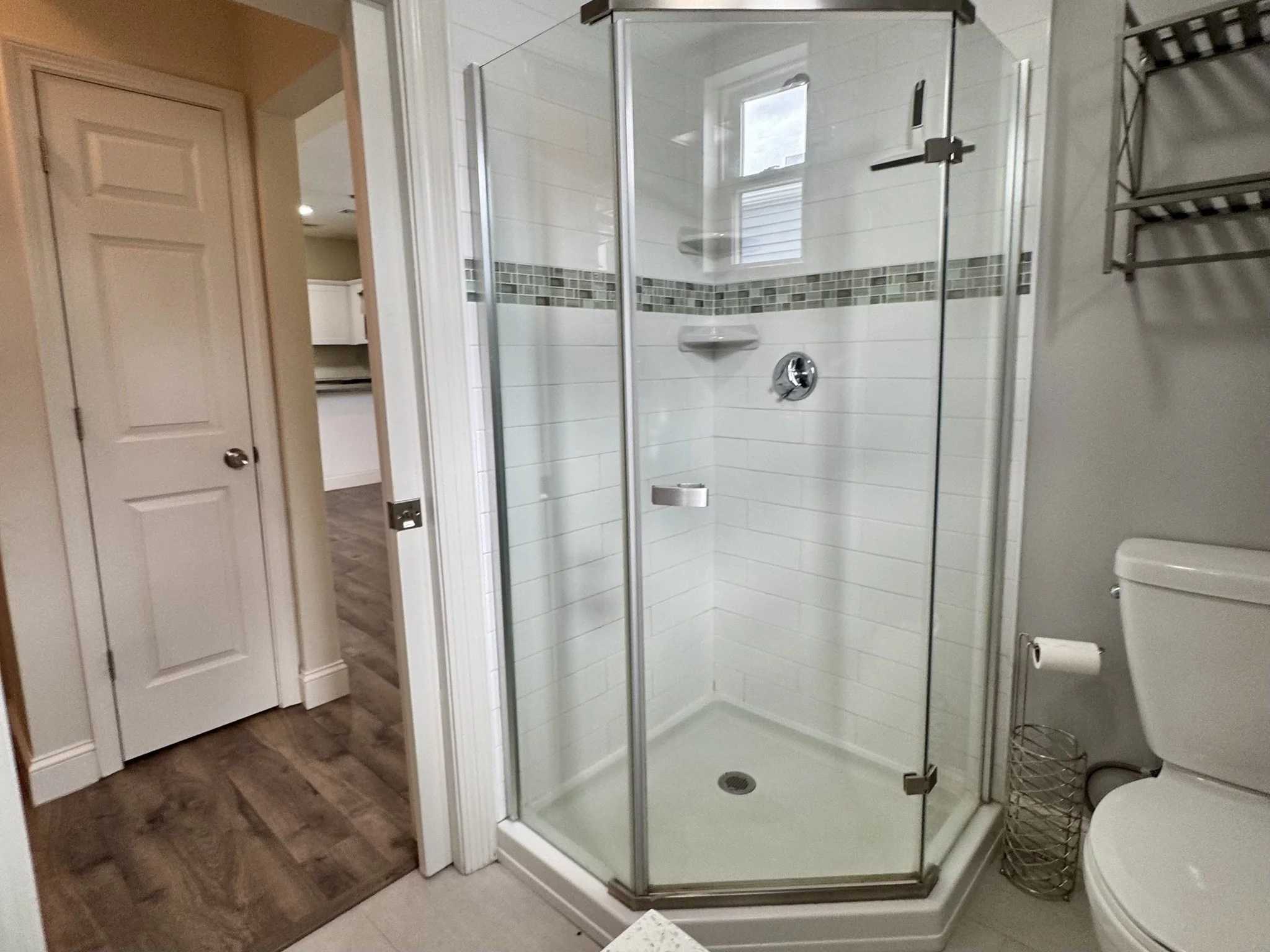 2 bed, 1 bath apartment for rent at 10 Elliott Pl Unit 3R, Peabody — photo 8 of 13