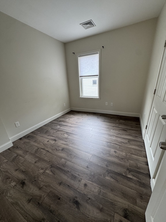 2 bed, 1 bath apartment for rent at 10 Elliott Pl Unit 3R, Peabody — photo 11 of 16