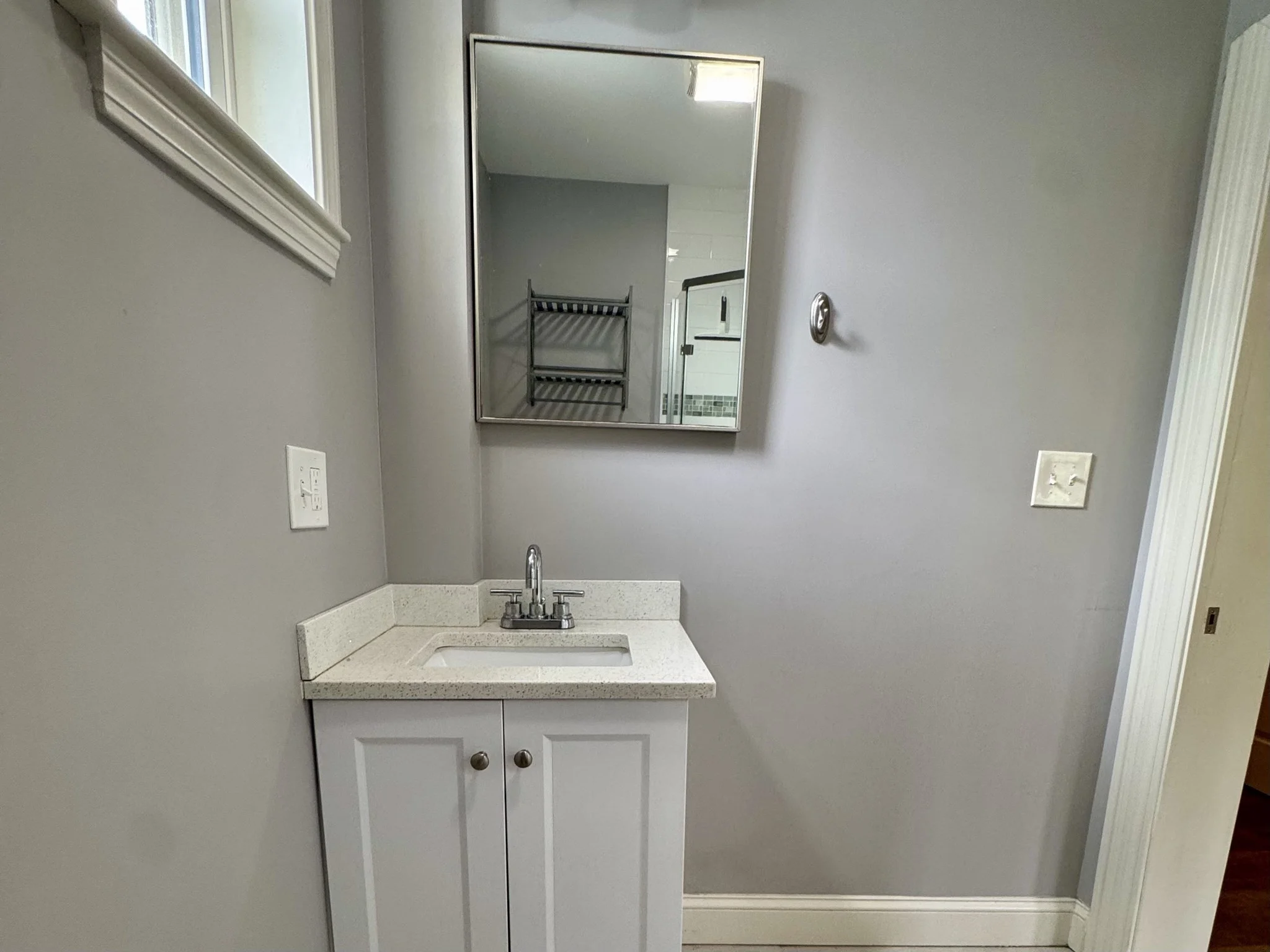 2 bed, 1 bath apartment for rent at 10 Elliott Pl Unit 3R, Peabody — photo 9 of 13