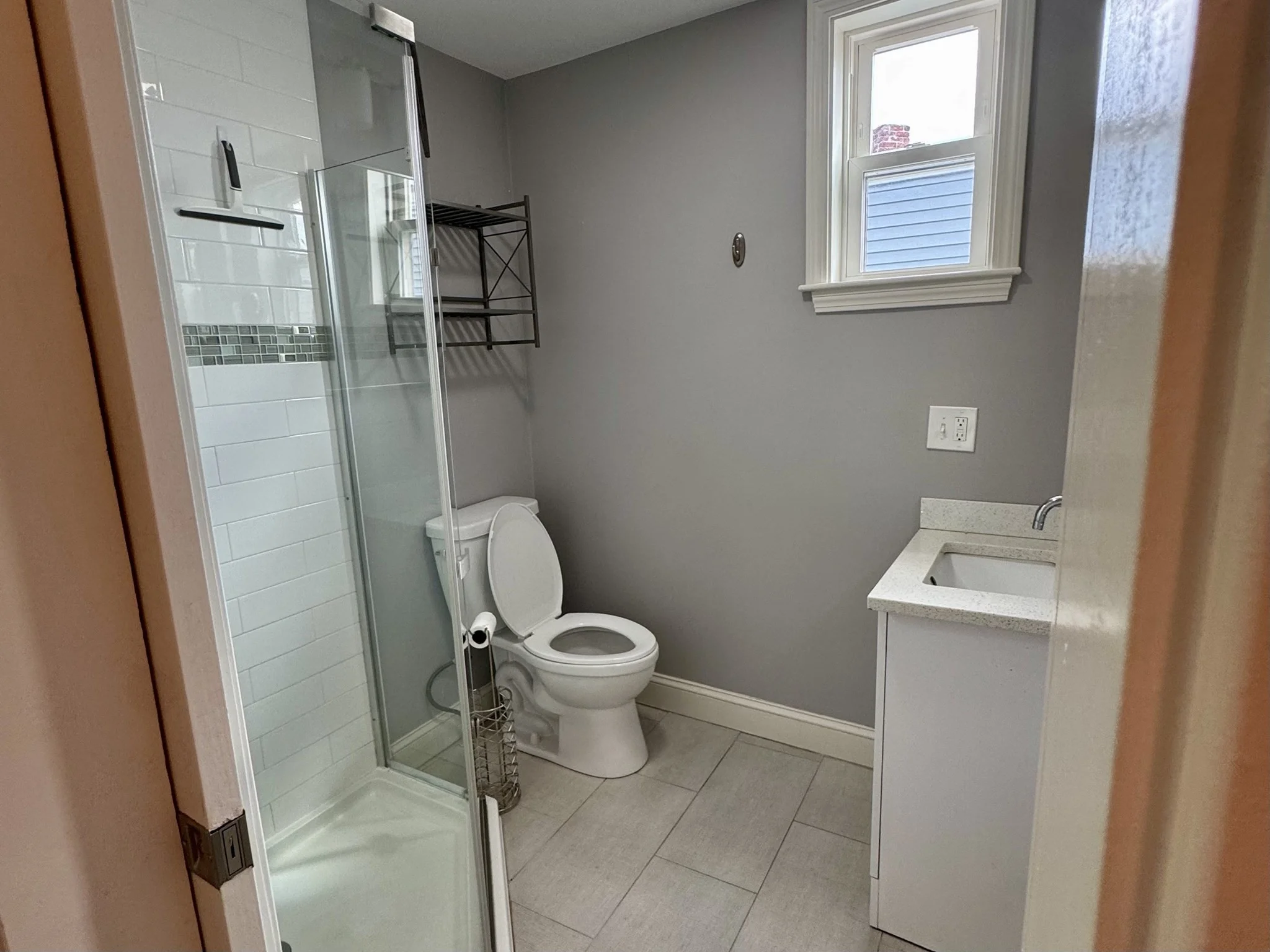 2 bed, 1 bath apartment for rent at 10 Elliott Pl Unit 3R, Peabody — photo 10 of 13