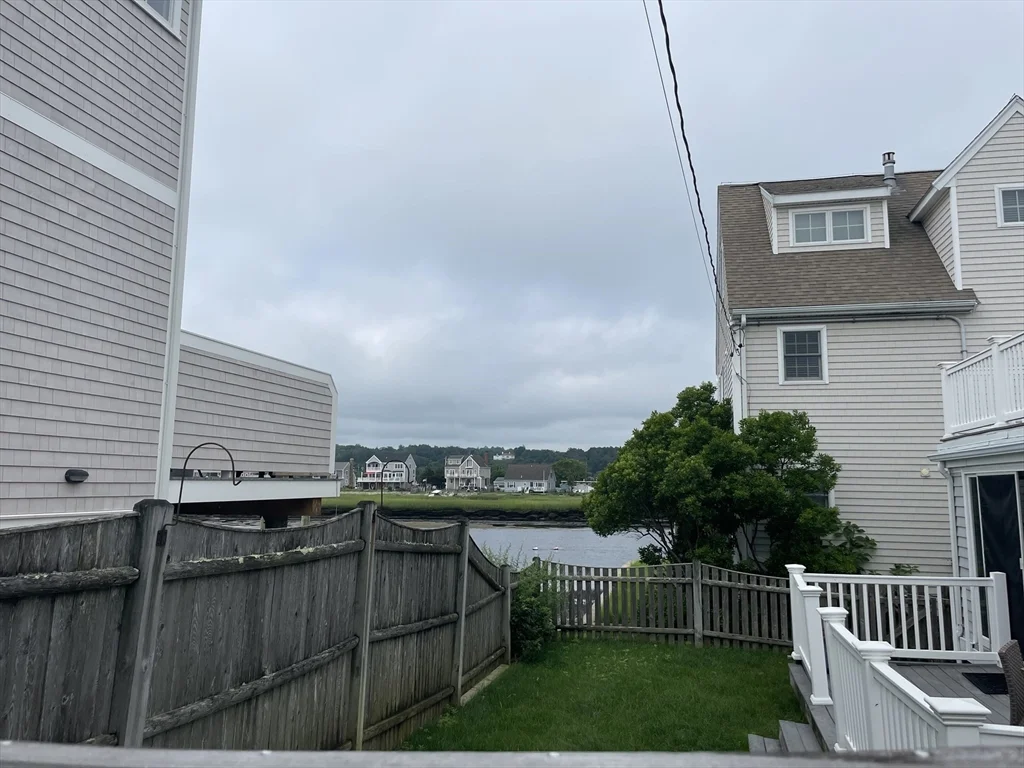 1 bed, 1 bath apartment for rent at 10 Emerson Unit 0, Scituate — photo 13 of 15
