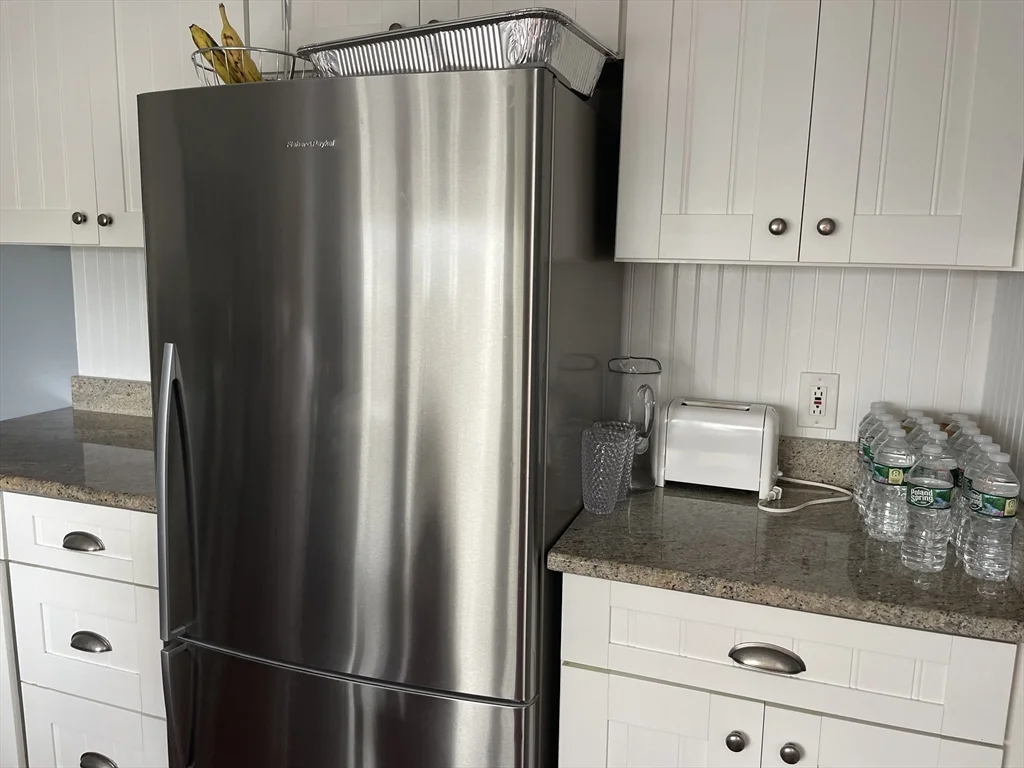1 bed, 1 bath apartment for rent at 10 Emerson Unit 0, Scituate — photo 8 of 15