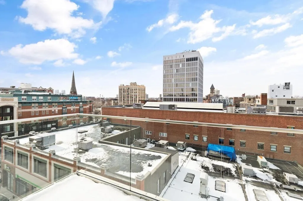 3 bed, 2 bath apartment for rent at 10 Essex St Unit 205, Central Square — photo 7 of 7
