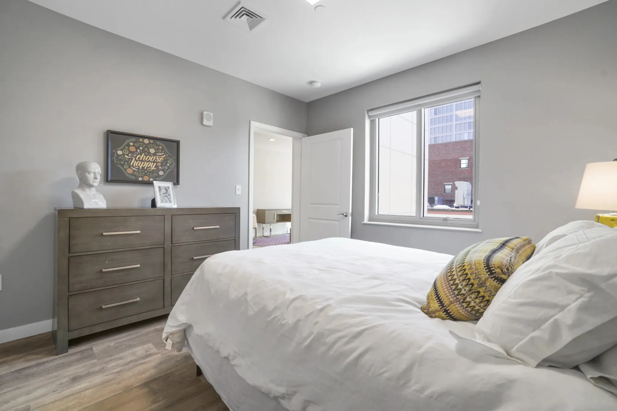 2 bed, 1 bath apartment for rent at 10 Essex St Unit 402, Central Square — photo 12 of 18