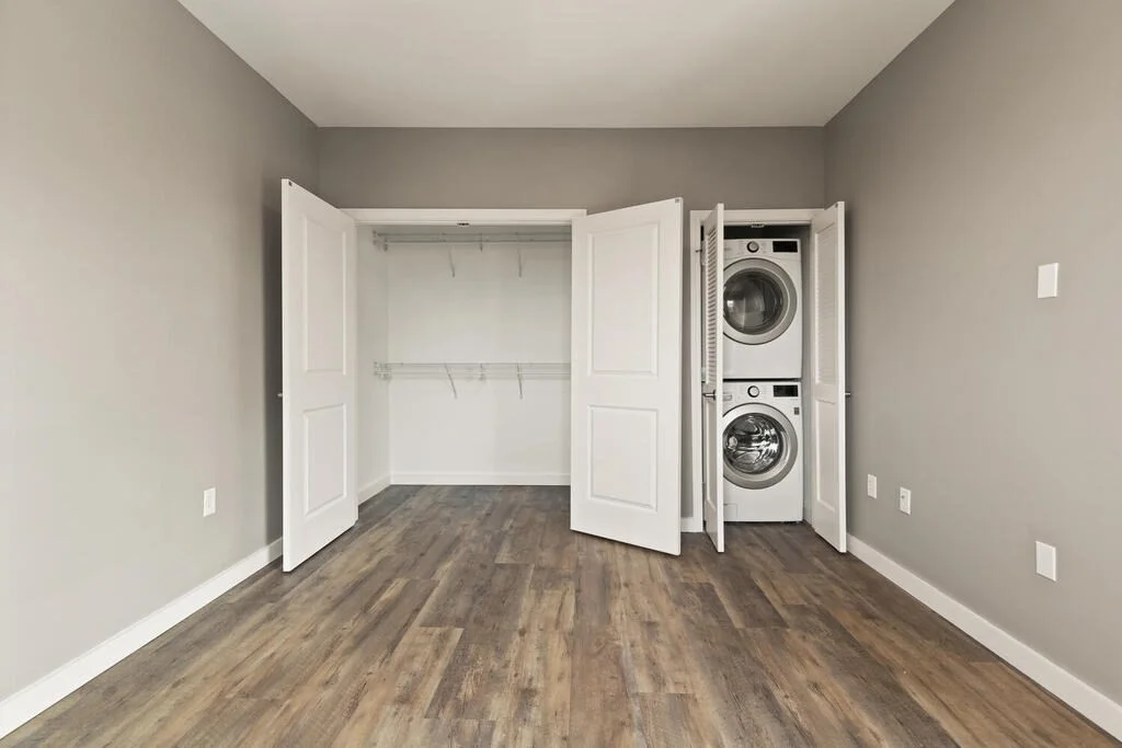 2 bed, 1 bath apartment for rent at 10 Essex St Unit 506, Central Square — photo 6 of 8