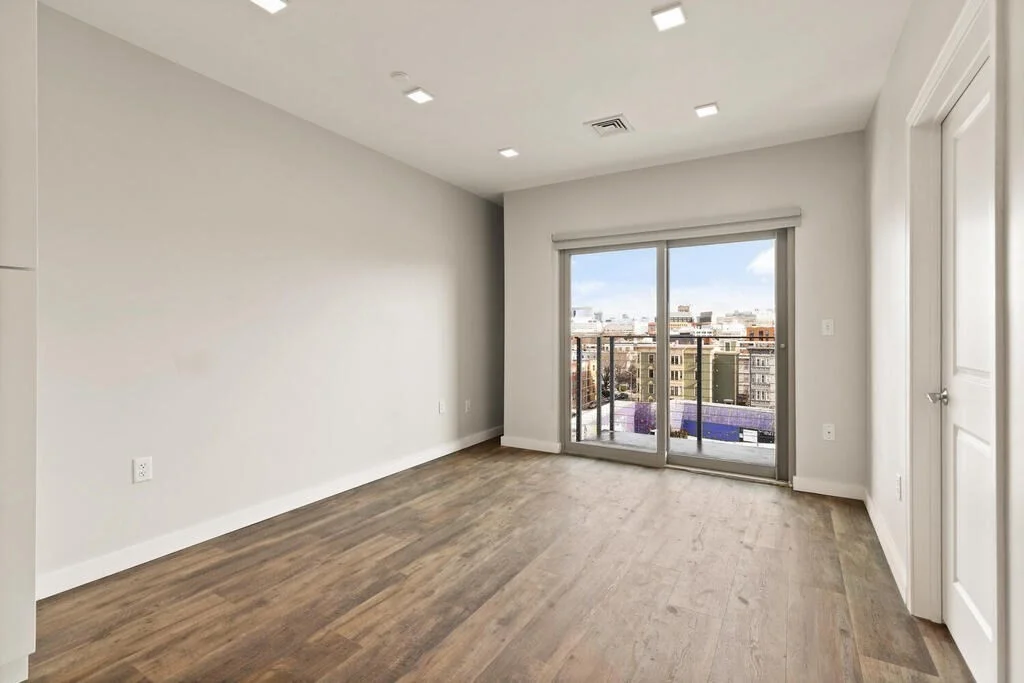 2 bed, 1 bath apartment for rent at 10 Essex St Unit 506, Central Square — photo 2 of 8
