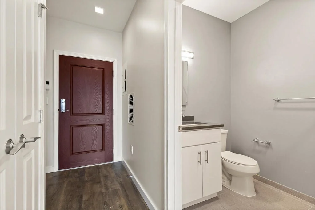 Studio bed, 1 bath apartment for rent at 10 Essex St Unit 610, Central Square — photo 4 of 5