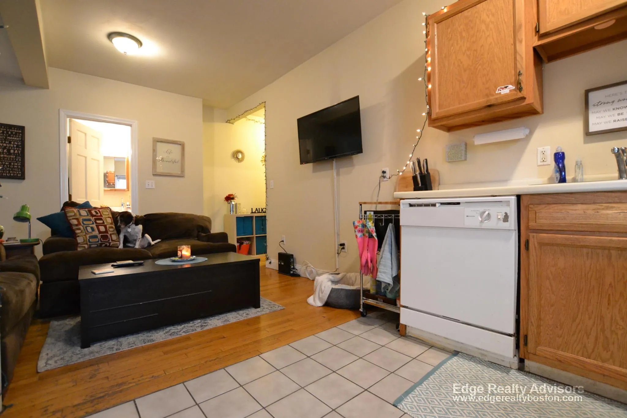 3 bed, 2 bath apartment for rent at 10 Eulita Ter Unit 1, Brighton — photo 6 of 9
