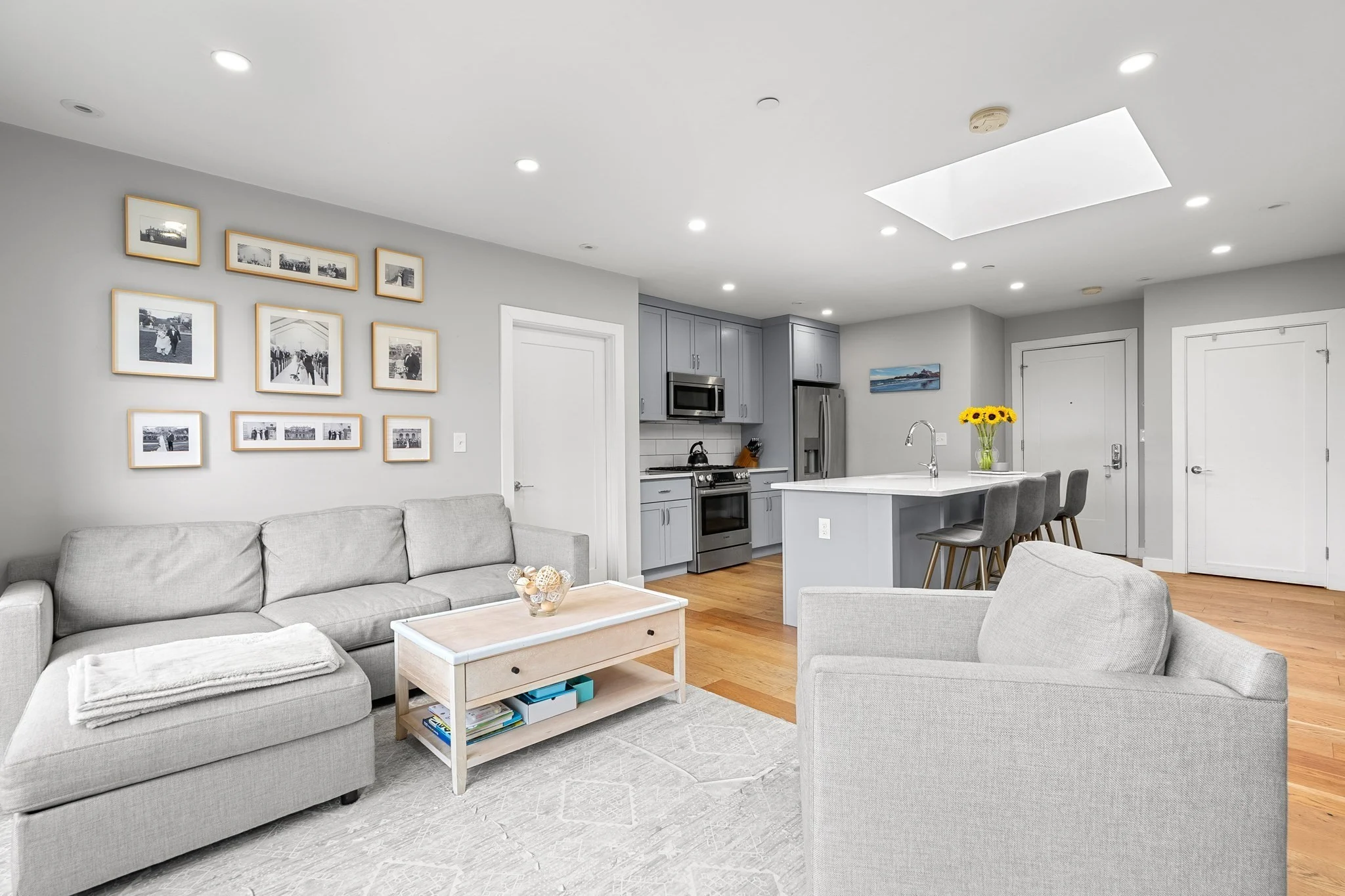 2 bed, 2 bath apartment for rent at 10 Everett St Unit 402, East Boston — photo 6 of 18