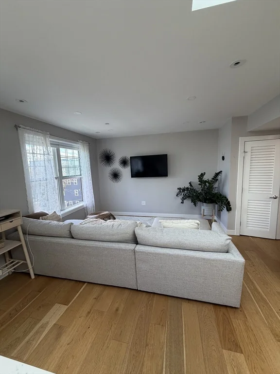 1 bed, 1 bath apartment for rent at 10 Everett St Unit 406, East Boston — photo 3 of 16