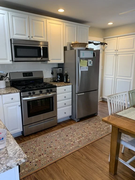 2 bed, 1 bath apartment for rent at 10 Everett, Wellesley