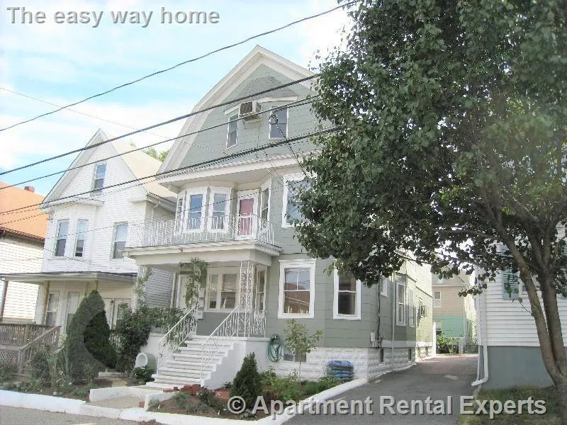 4 bed, 1 bath apartment for rent at 10 Evergreen Ave Unit 2, Winter Hill — photo 14 of 14