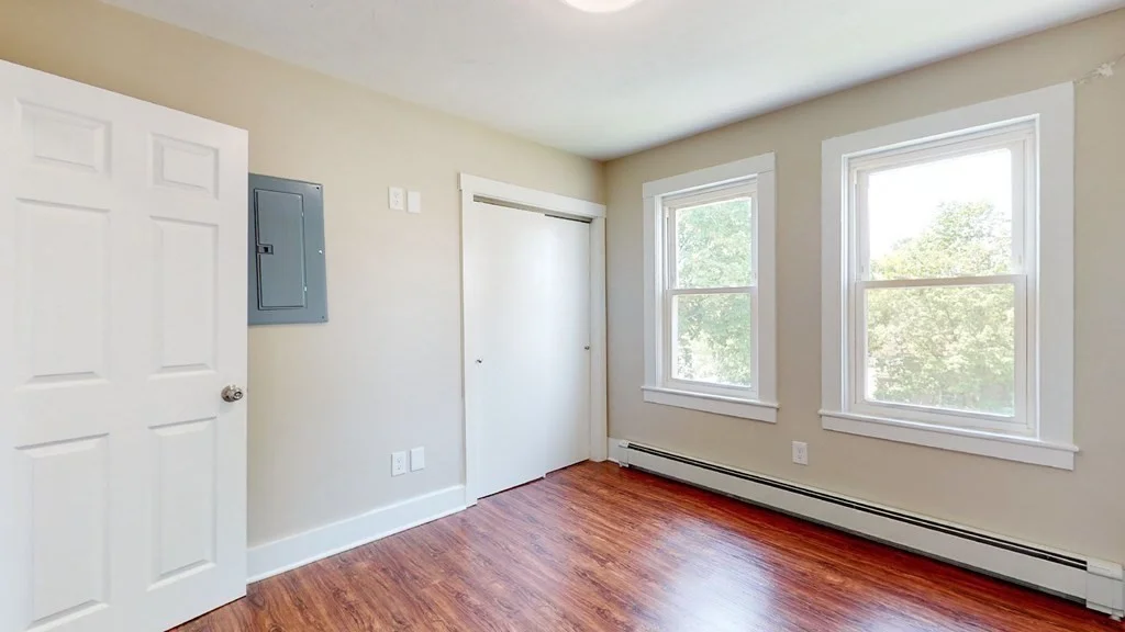 2 bed, 1 bath apartment for rent at 10 Fifth Ave Unit 2, Webster — photo 15 of 22