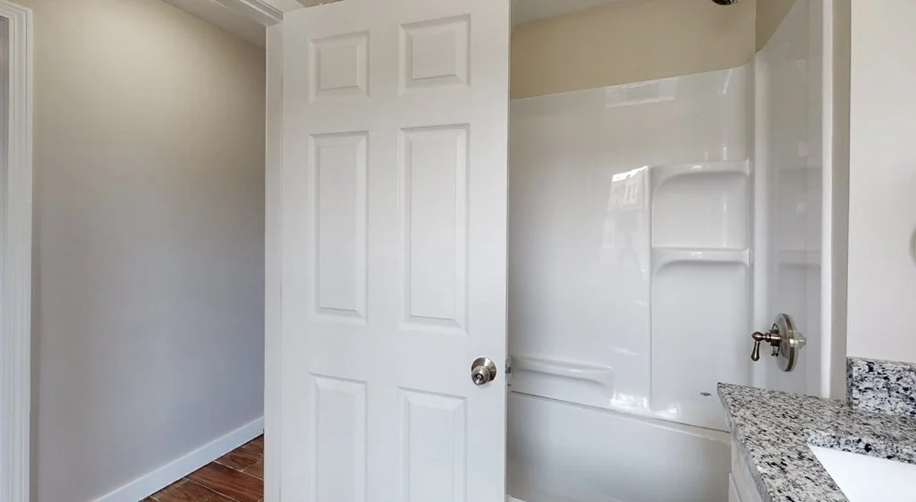 2 bed, 1 bath apartment for rent at 10 Fifth Ave Unit 2, Webster — photo 11 of 22