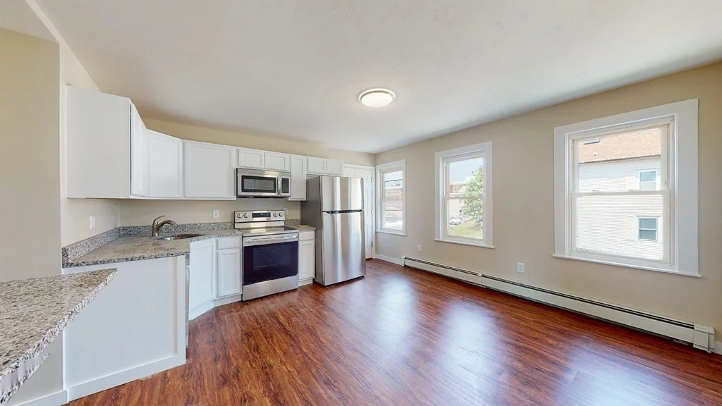 2 bed, 1 bath apartment for rent at 10 Fifth Ave Unit 2, Webster — photo 7 of 22