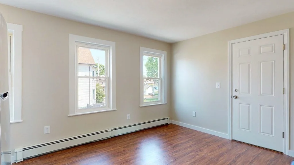 2 bed, 1 bath apartment for rent at 10 Fifth Ave Unit 2, Webster — photo 13 of 22