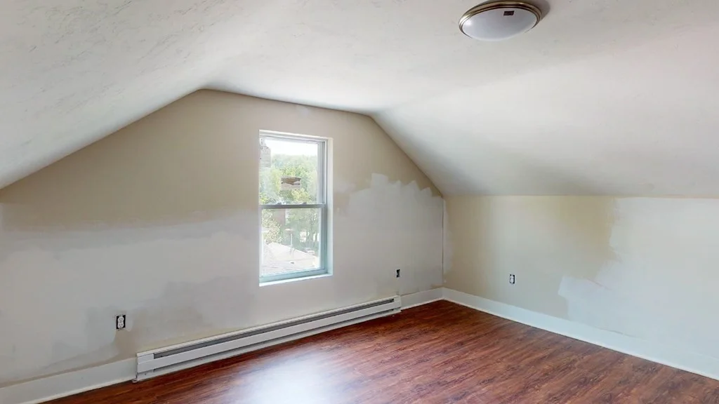 1 bed, 1 bath apartment for rent at 10 Fifth Ave Unit 3, Webster — photo 11 of 16