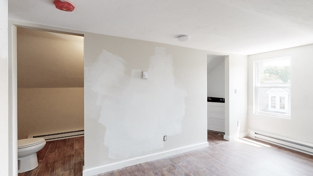 1 bed, 1 bath apartment for rent at 10 Fifth Ave Unit 3, Webster — photo 15 of 19
