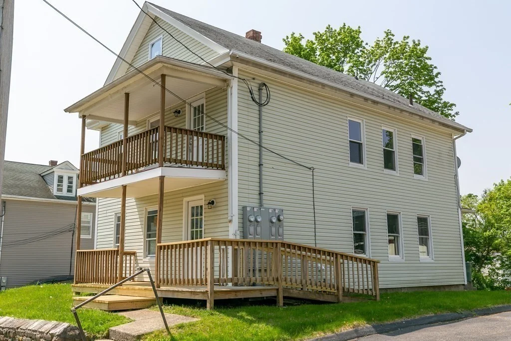 1 bed, 1 bath apartment for rent at 10 Fifth Ave Unit 3, Webster — photo 3 of 16