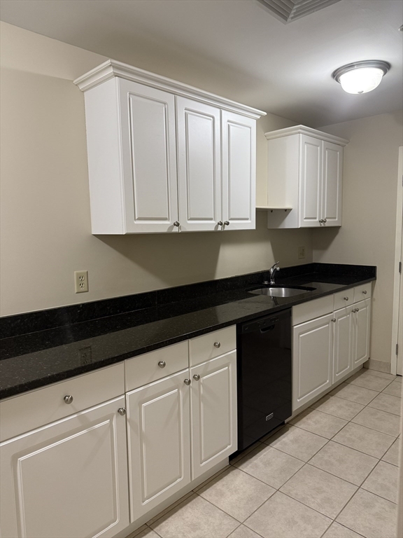 2 bed, 2 bath apartment for rent at 10 Florence St Unit 103, Malden — photo 2 of 13