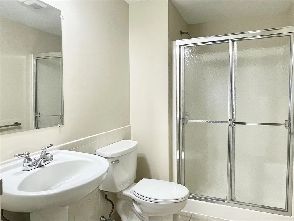 2 bed, 2 bath apartment for rent at 10 Florence St Unit 109, Malden — photo 5 of 15