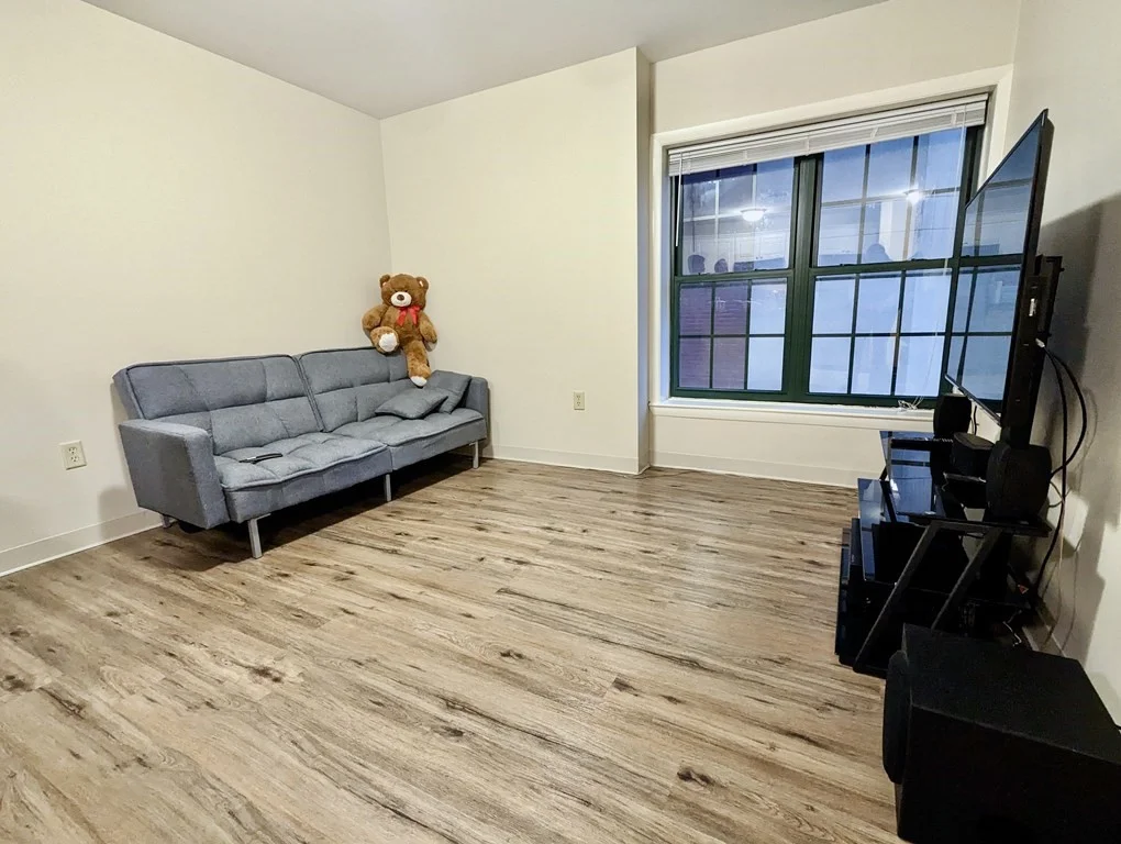 1 bed, 1 bath apartment for rent at 10 Florence St Unit 200, Malden — photo 9 of 11