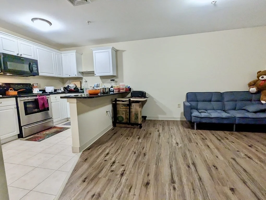 1 bed, 1 bath apartment for rent at 10 Florence St Unit 200, Malden