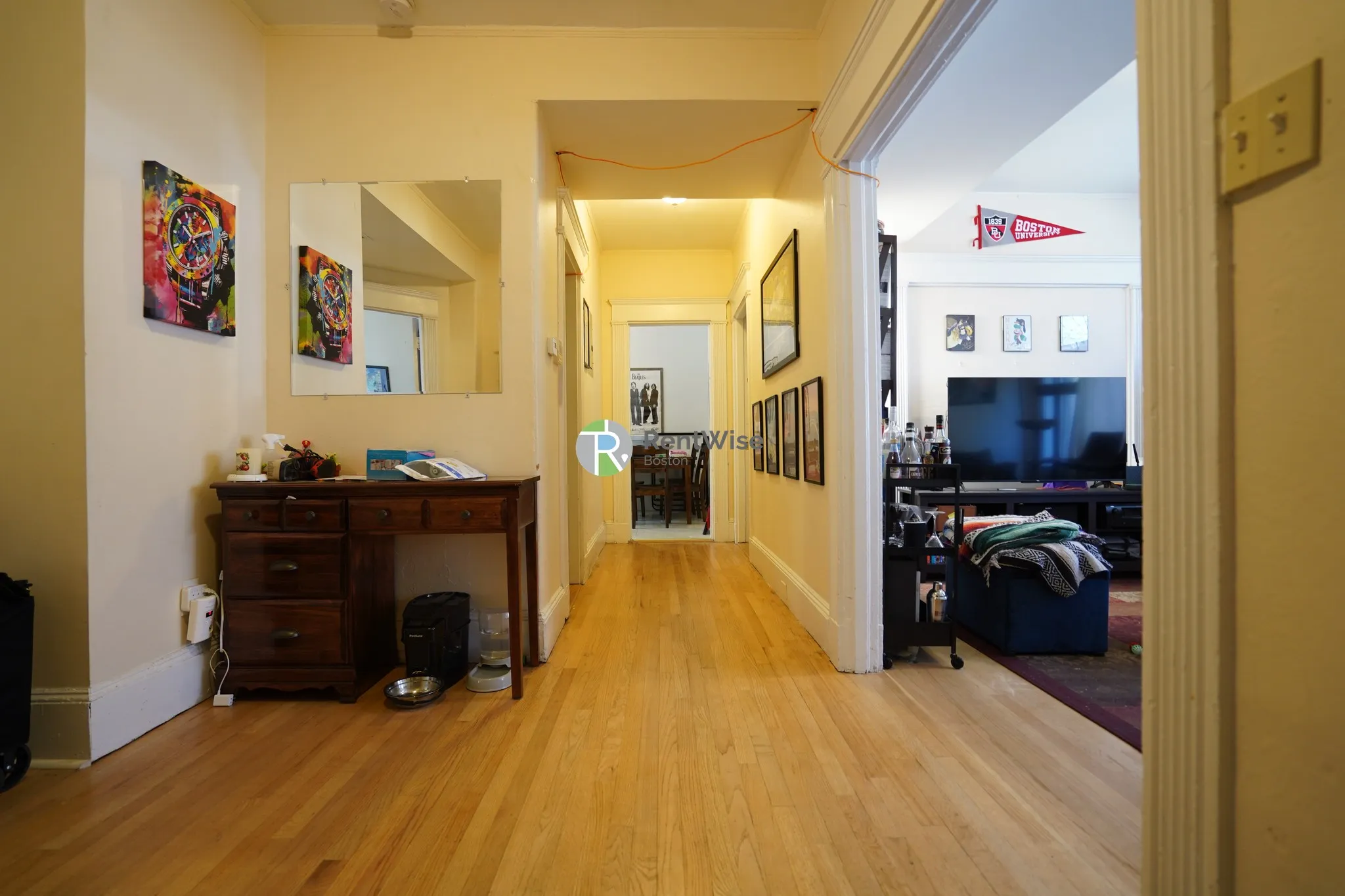 3 bed, 1 bath apartment for rent at 10 Foster St Unit 1, Coolidge Corner