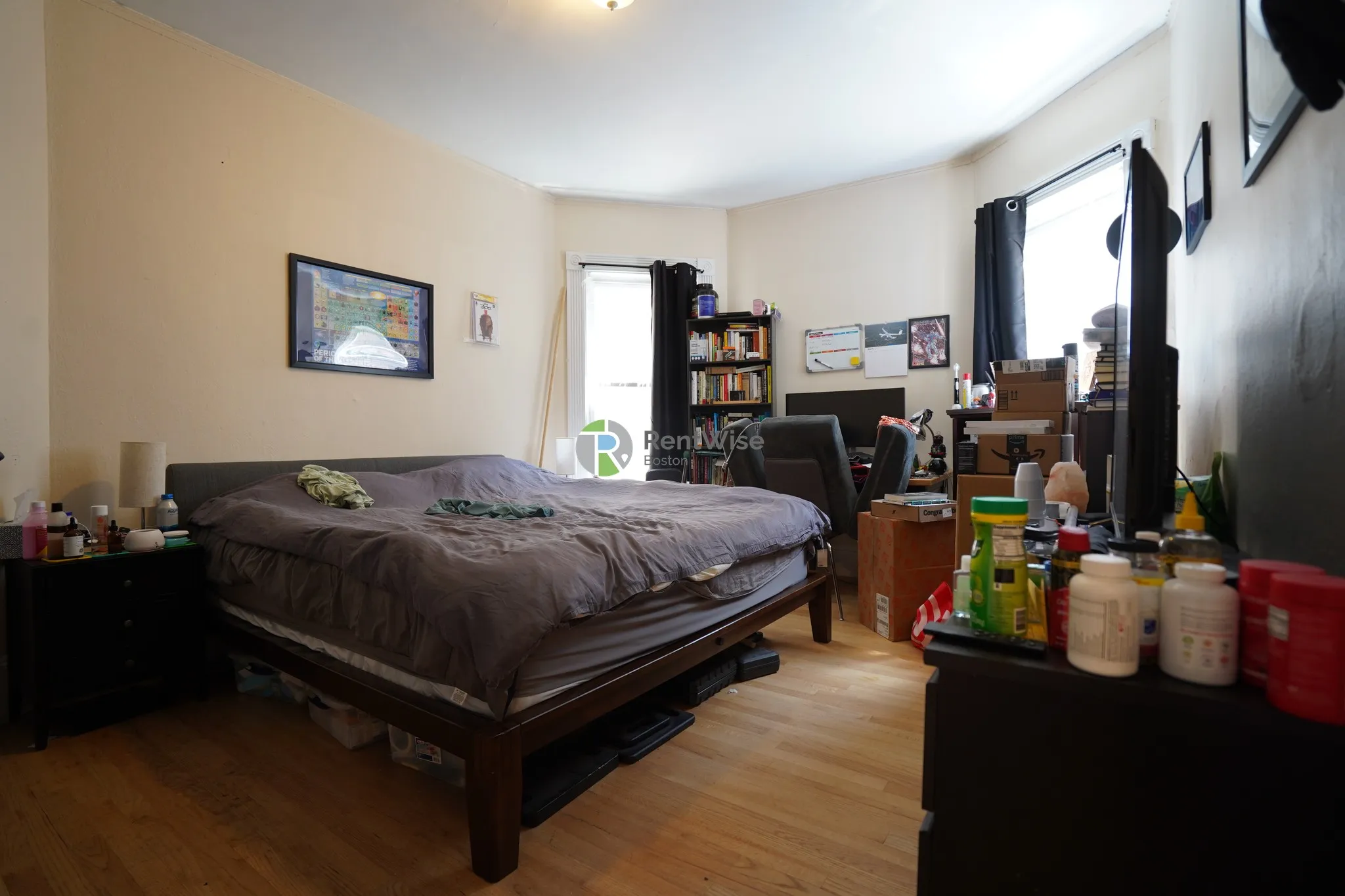 3 bed, 1 bath apartment for rent at 10 Foster St Unit 1, Coolidge Corner — photo 7 of 21