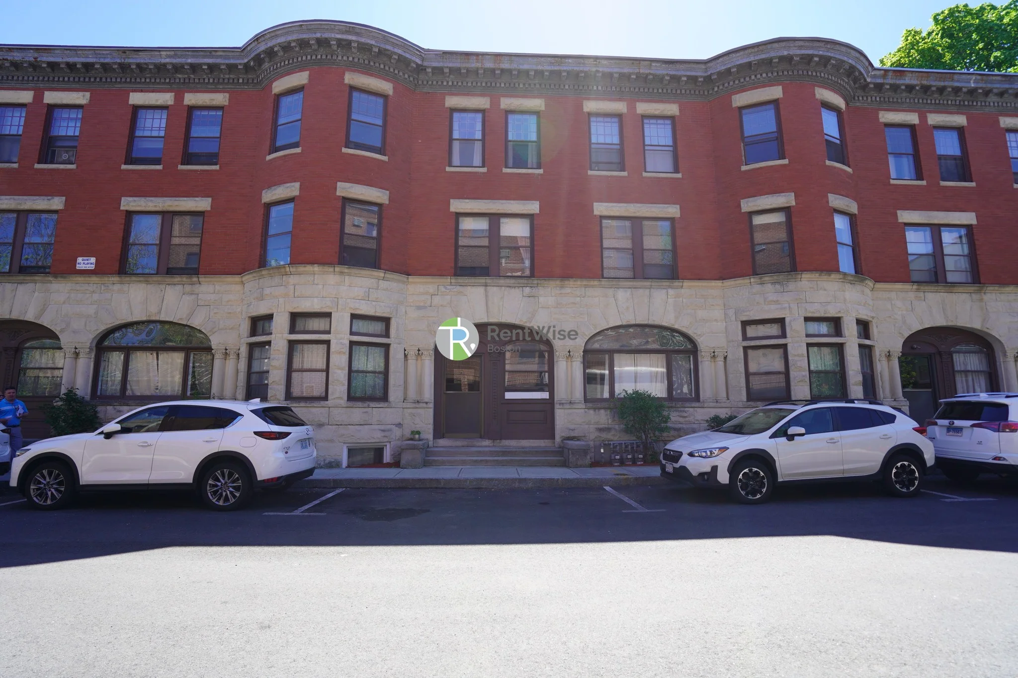 3 bed, 1 bath apartment for rent at 10 Foster St Unit 1, Coolidge Corner — photo 21 of 21
