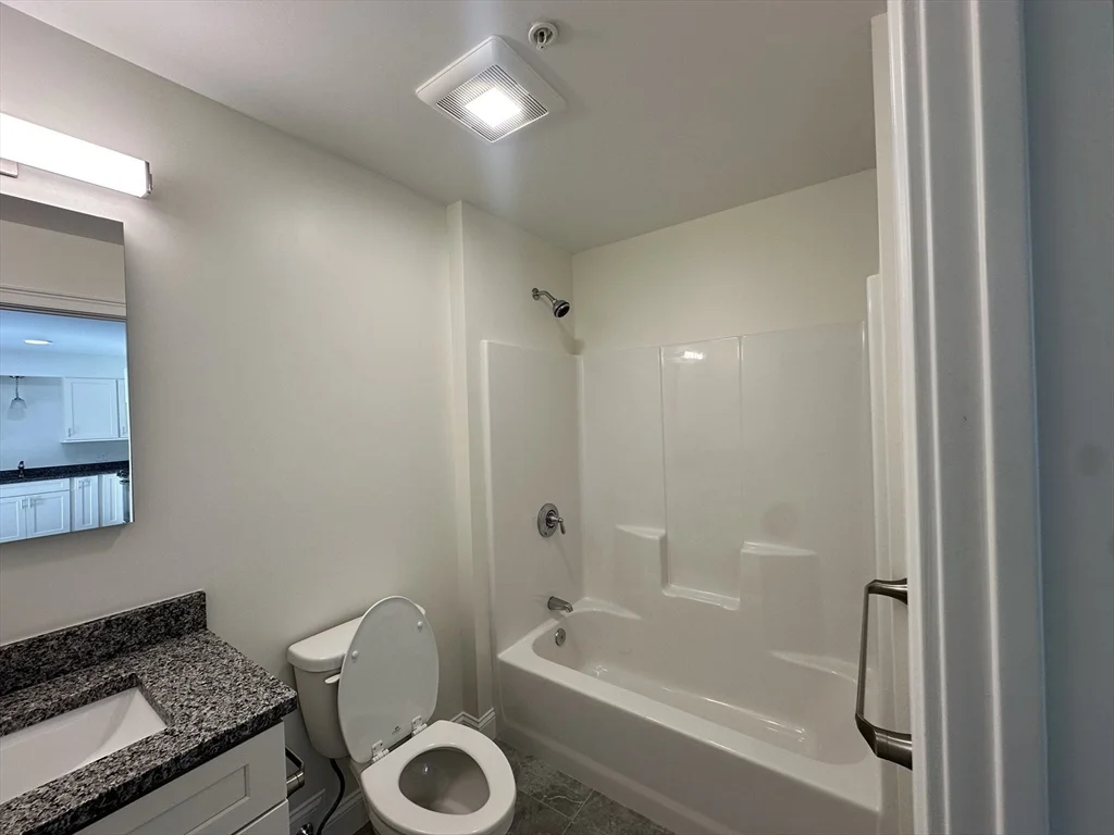 1 bed, 1 bath apartment for rent at 10 Franklin Ave Unit 102, Revere — photo 10 of 14
