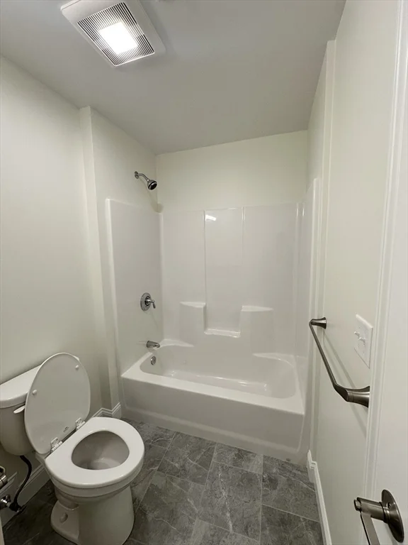 1 bed, 1 bath apartment for rent at 10 Franklin Ave Unit 102, Revere — photo 8 of 14