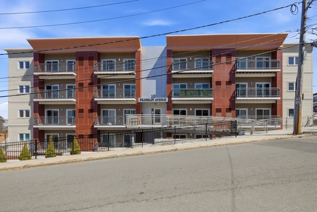 1 bed, 1 bath apartment for rent at 10 Franklin Ave , Unit 105, Revere — photo 9 of 10