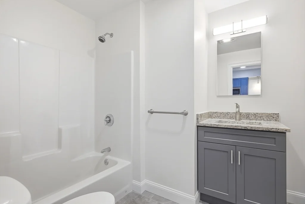 1 bed, 1 bath apartment for rent at 10 Franklin Ave , Unit 105, Revere — photo 4 of 10