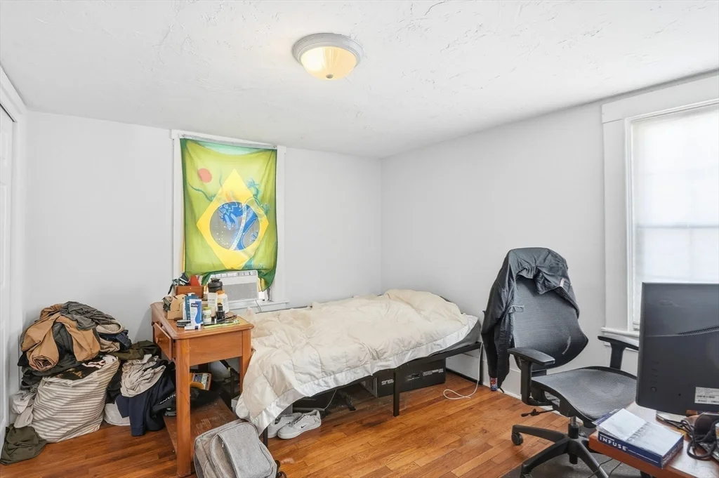 3 bed, 1 bath apartment for rent at 10 Franklin St Unit 1, West Medway — photo 10 of 34