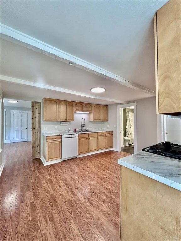 3 bed, 1 bath apartment for rent at 10 Franklin St Unit 1, West Medway — photo 13 of 34