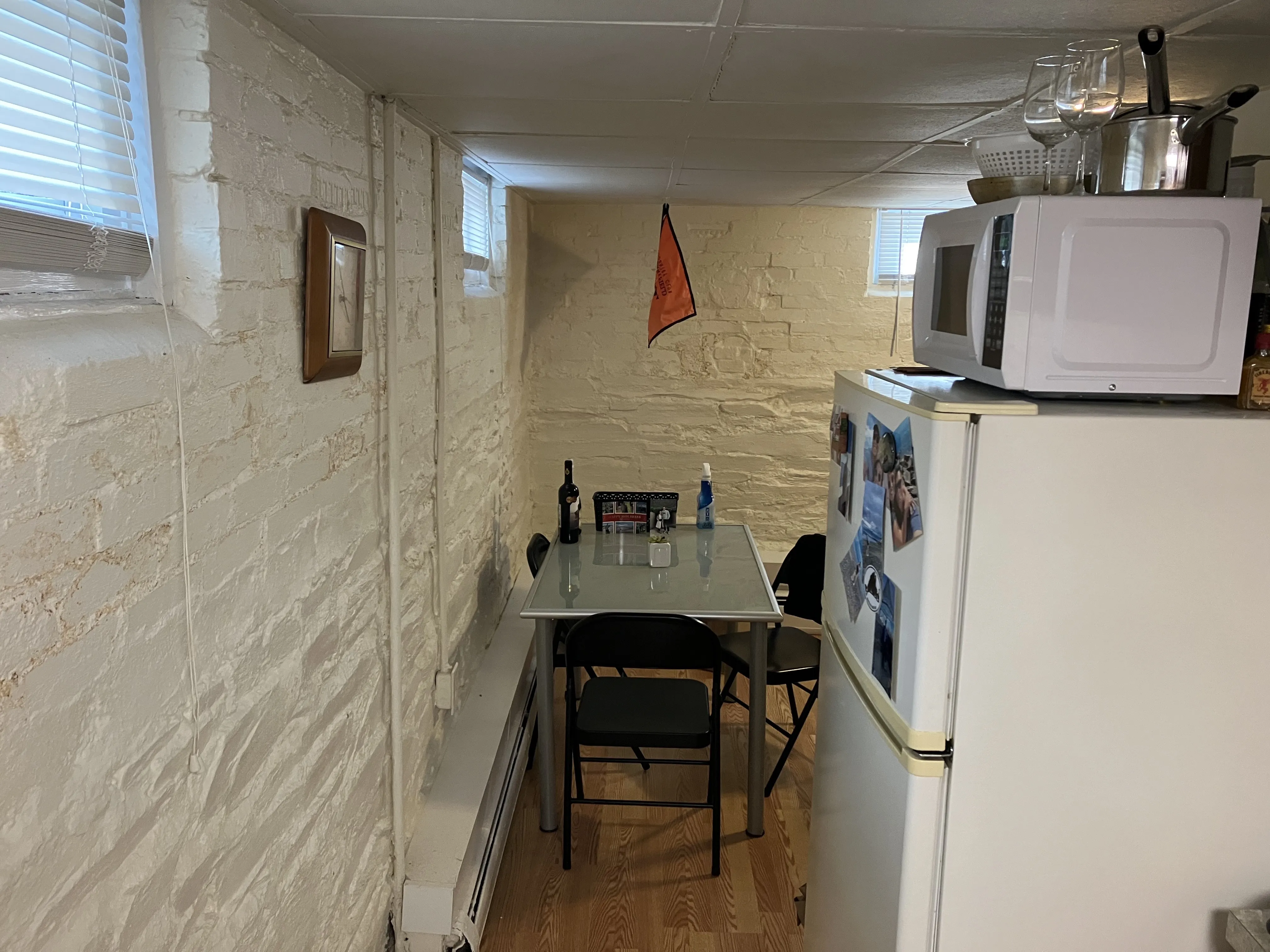 1 bed, 1 bath apartment for rent at 10 Garrison Ave Unit 3, Teele Square — photo 5 of 6