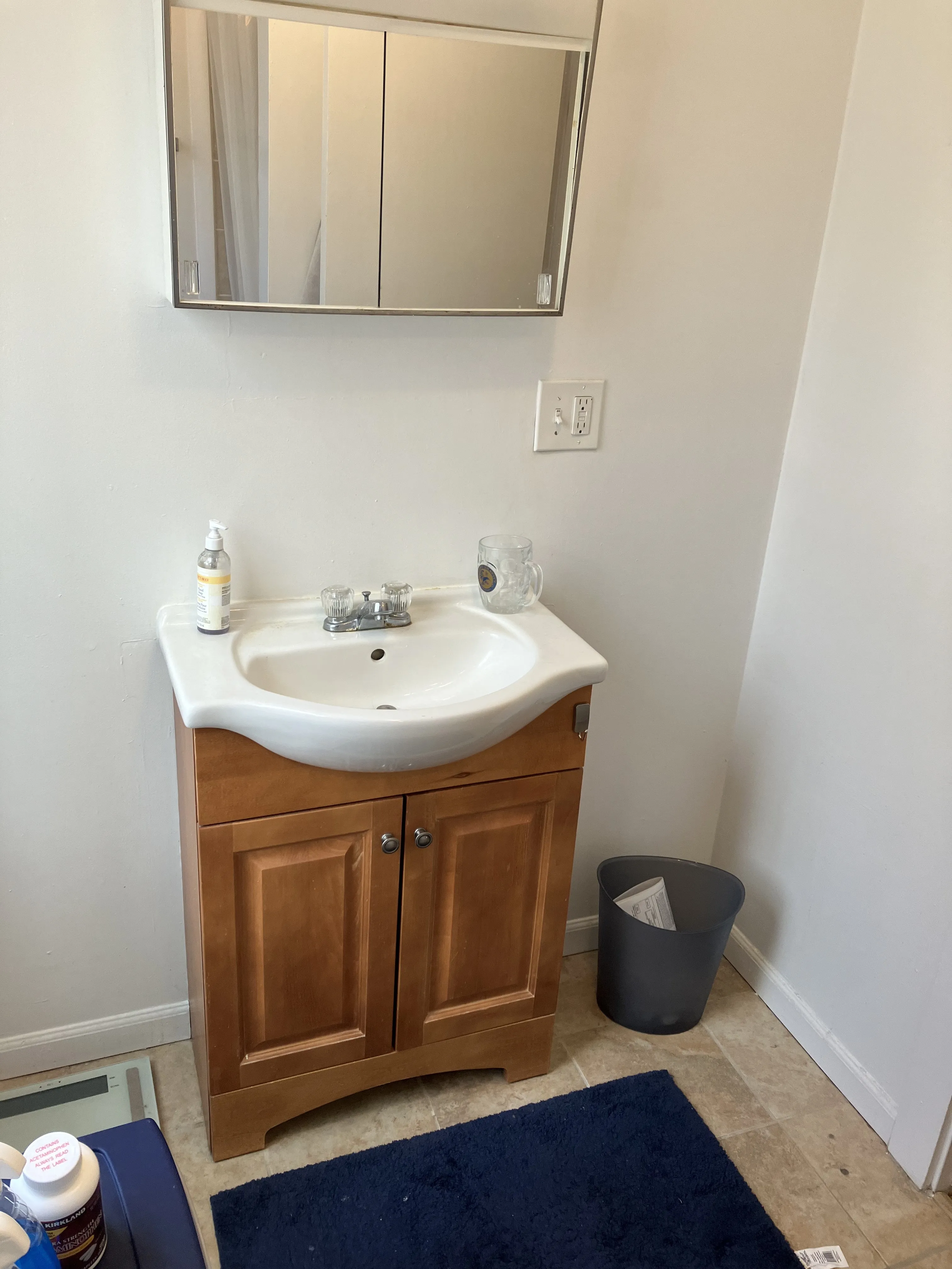 1 bed, 1 bath apartment for rent at 10 Garrison Ave Unit 3, Teele Square — photo 3 of 6