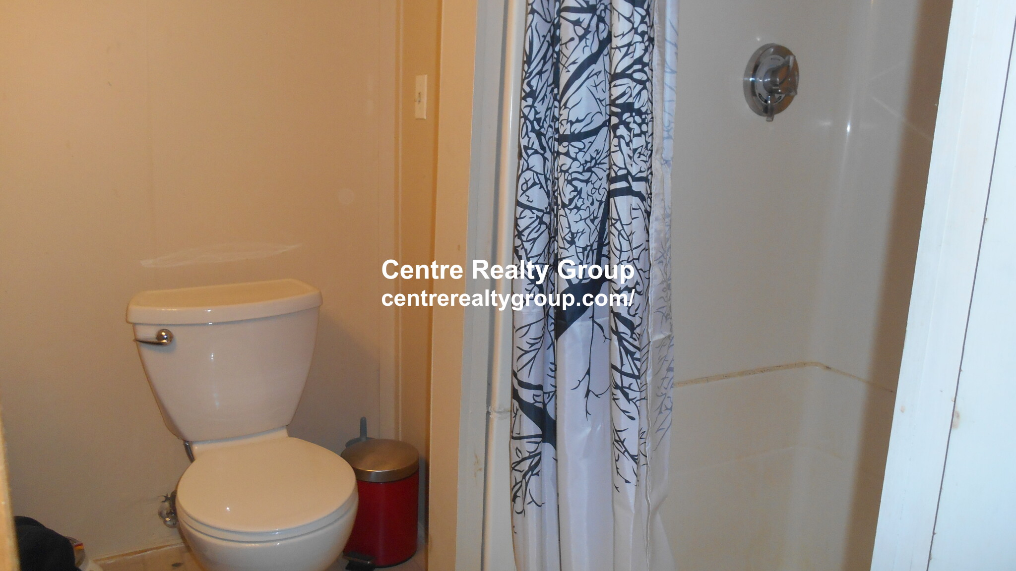 3 bed, 2 bath apartment for rent at 10 Gilbert St, West Newton — photo 16 of 17