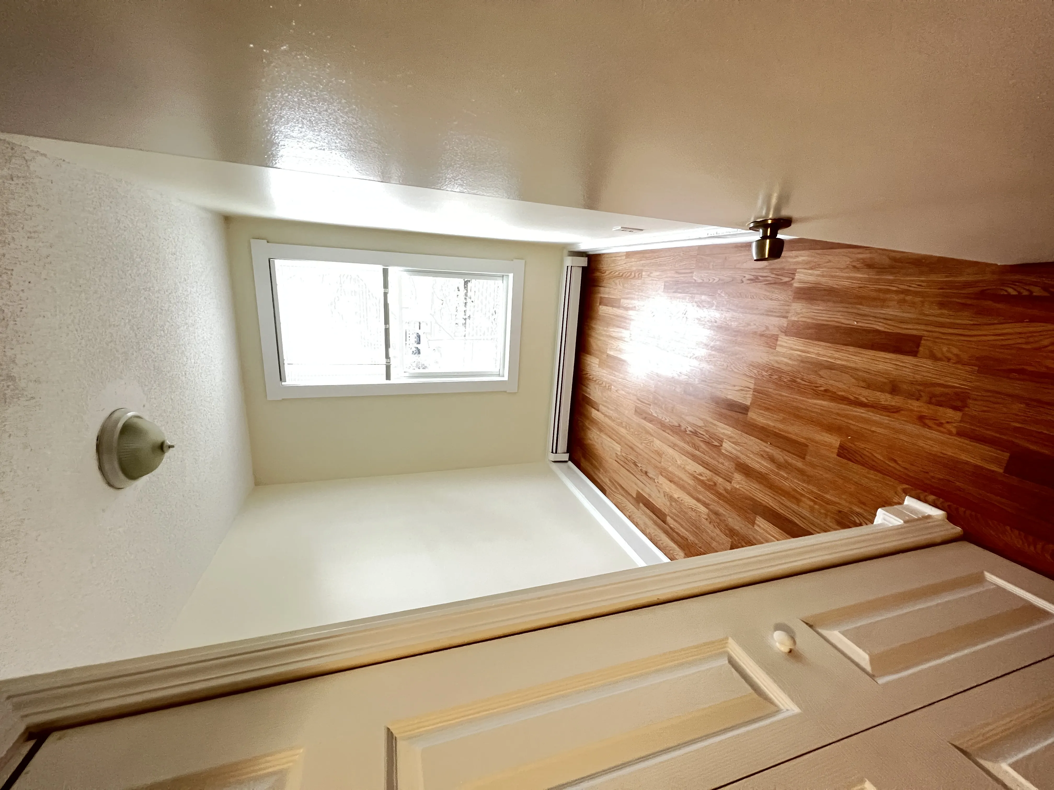3.5 bed, 1 bath apartment for rent at 10 Gilman St Unit 0, East Somerville — photo 4 of 11