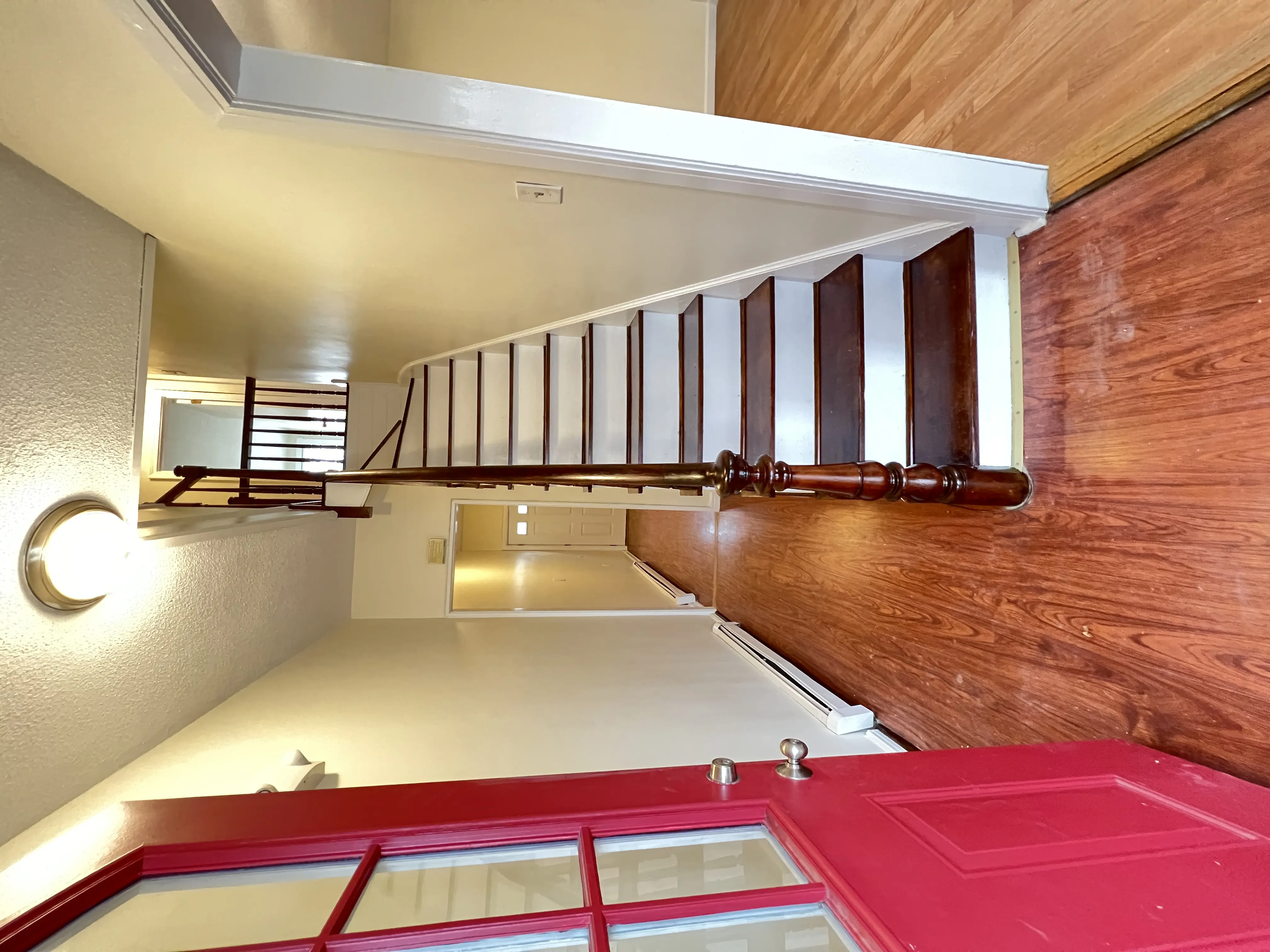 3.5 bed, 1 bath apartment for rent at 10 Gilman St Unit 0, East Somerville — photo 1 of 11