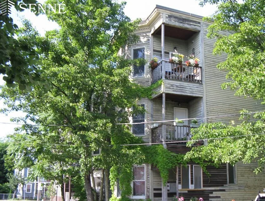 2 bed, 1.5 bath apartment for rent at 10 Gilmore St Unit 3, Riverside — photo 9 of 9