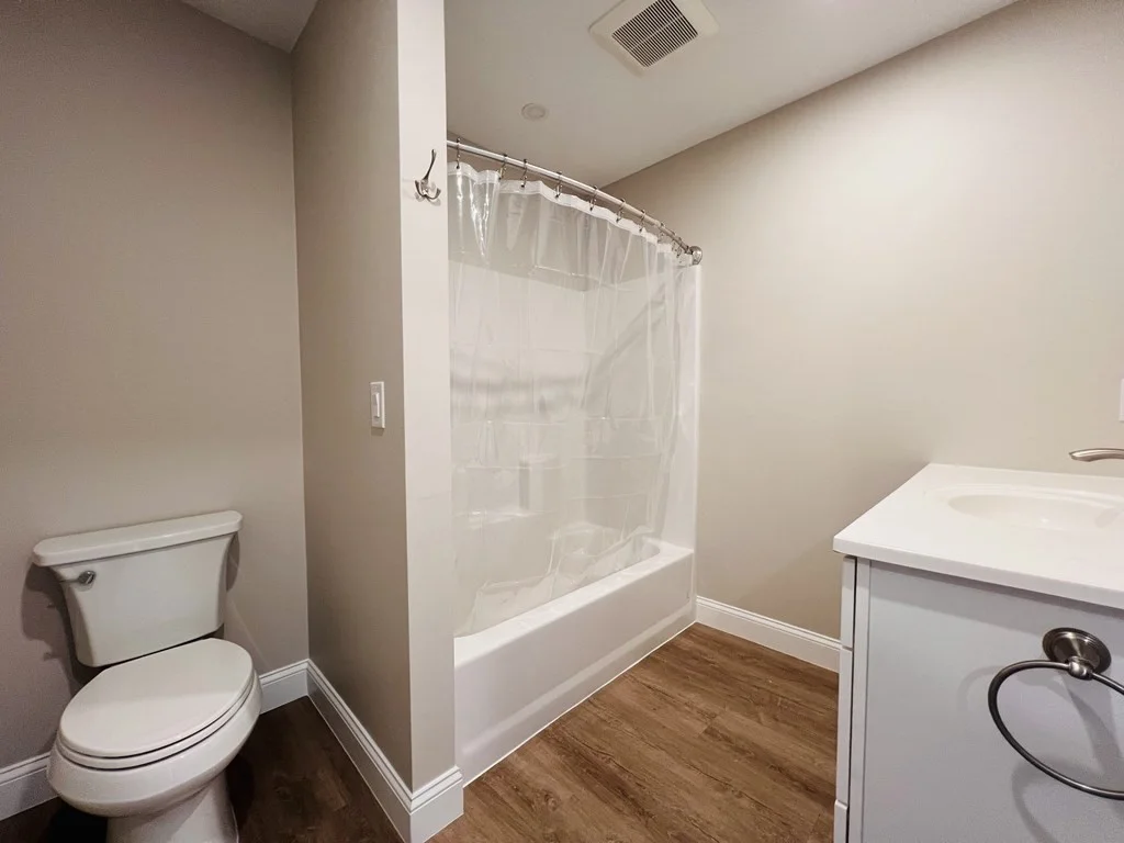 3 bed, 2 bath apartment for rent at 10 Glacier Path Unit 10, Middleboro — photo 16 of 25