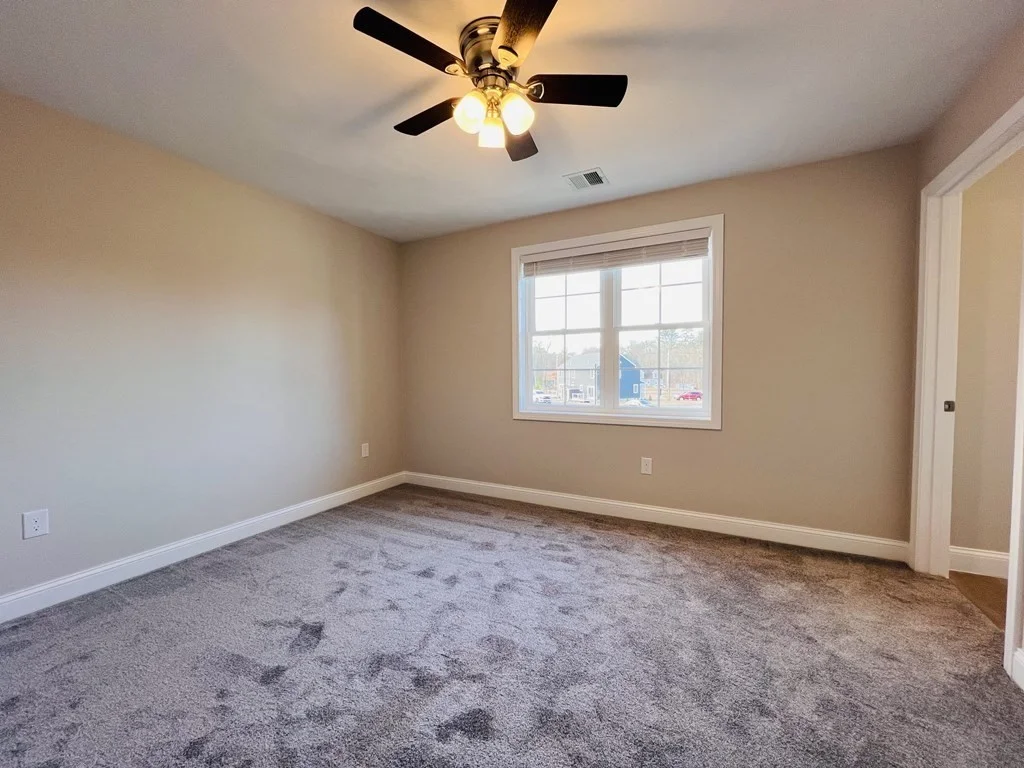 3 bed, 2 bath apartment for rent at 10 Glacier Path Unit 10, Middleboro — photo 18 of 25