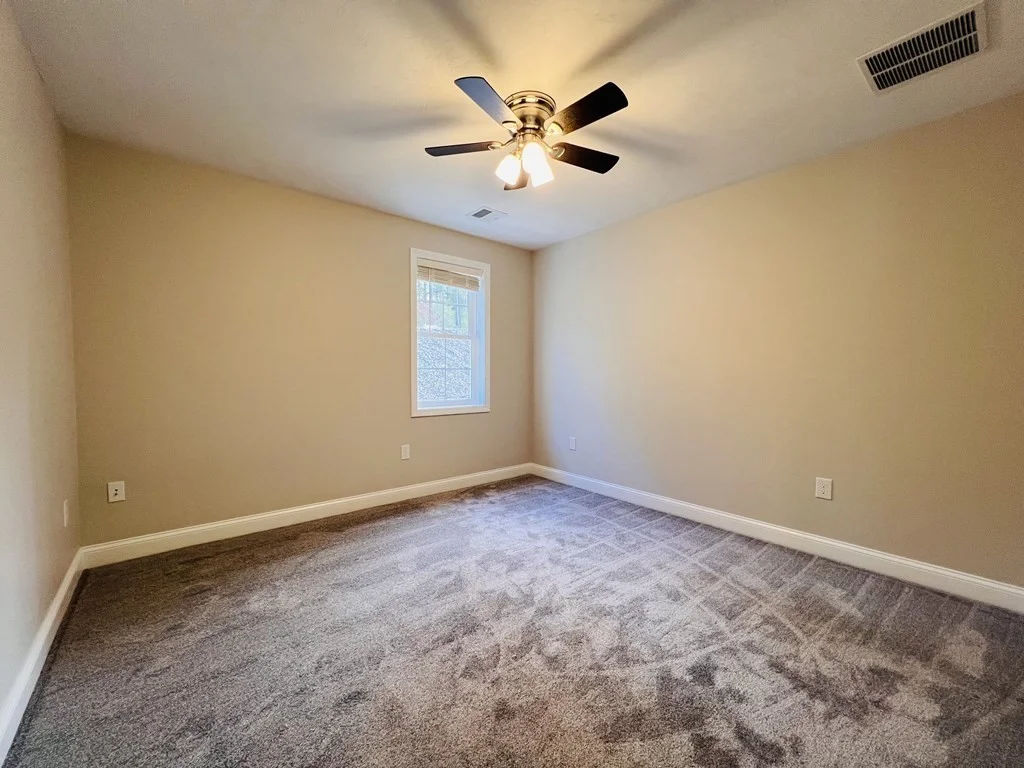 3 bed, 2 bath apartment for rent at 10 Glacier Path Unit 10, Middleboro — photo 17 of 25