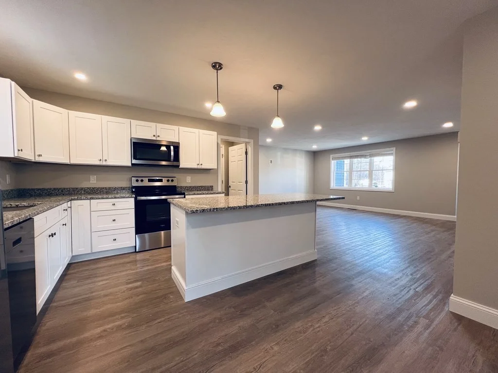 3 bed, 2 bath apartment for rent at 10 Glacier Path Unit 10, Middleboro — photo 8 of 25