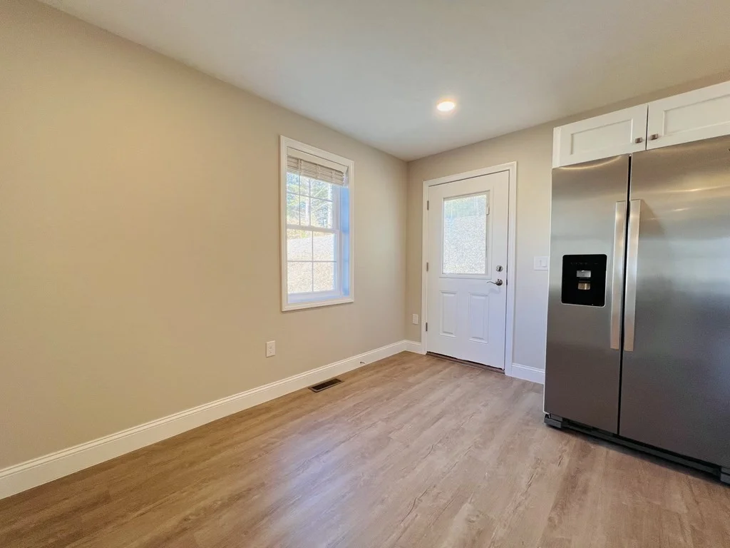 3 bed, 2 bath apartment for rent at 10 Glacier Path Unit 10, Middleboro — photo 7 of 25